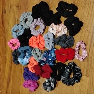 W-001 Colorful Scrunchie Set